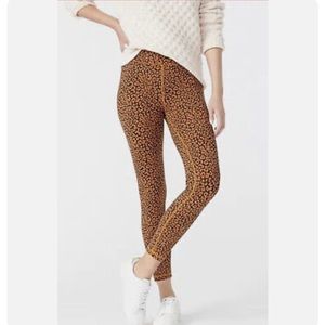 NWOT JCrew Weekender 7/8 Animal Print Leggings - M